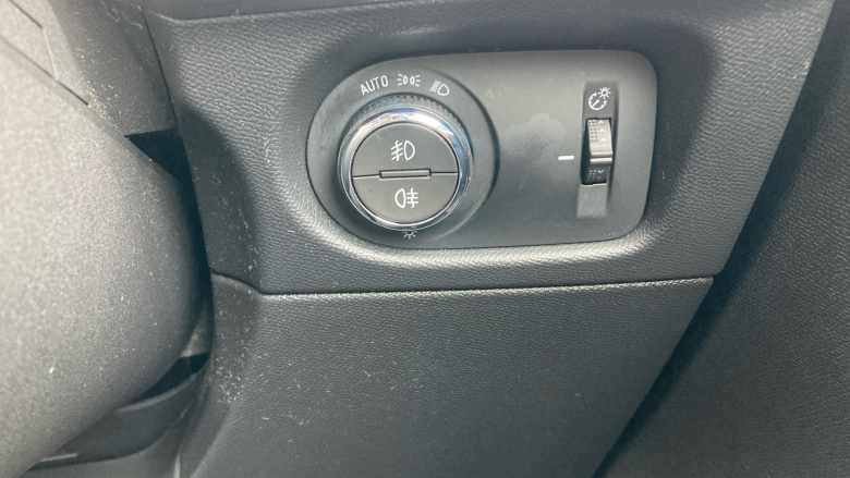 Vauxhall Mokka 100kW Ultimate 50kWh 5dr Auto Electric Hatchback